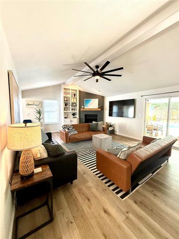 510 Rambling Oaks Drive, Norman, OK 73072