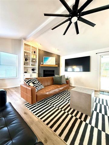 510 Rambling Oaks Drive, Norman, OK 73072