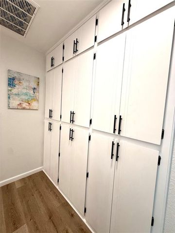 510 Rambling Oaks Drive, Norman, OK 73072