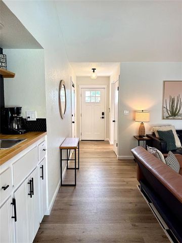 510 Rambling Oaks Drive, Norman, OK 73072