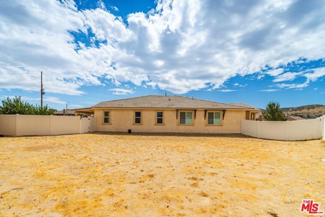 39142 Cocobola Court, Palmdale, CA 93551
