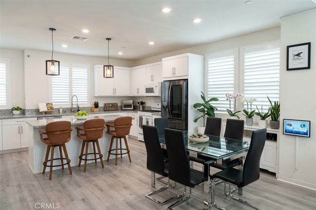 532 S Harbor Boulevard, Santa Ana, CA 92704