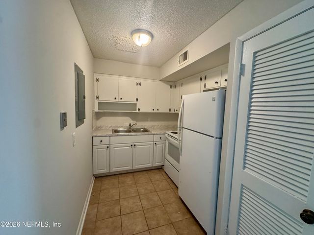 3212 HERSCHEL Street 5, Jacksonville, FL 32205