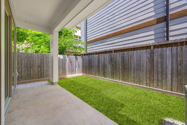 6114 Hamman Street, Houston, TX 77007