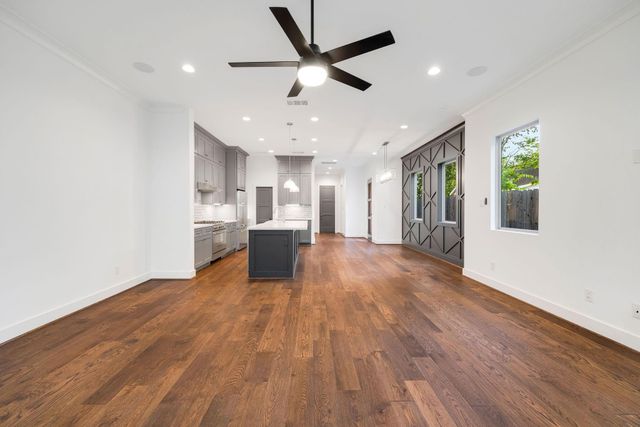 6114 Hamman Street, Houston, TX 77007