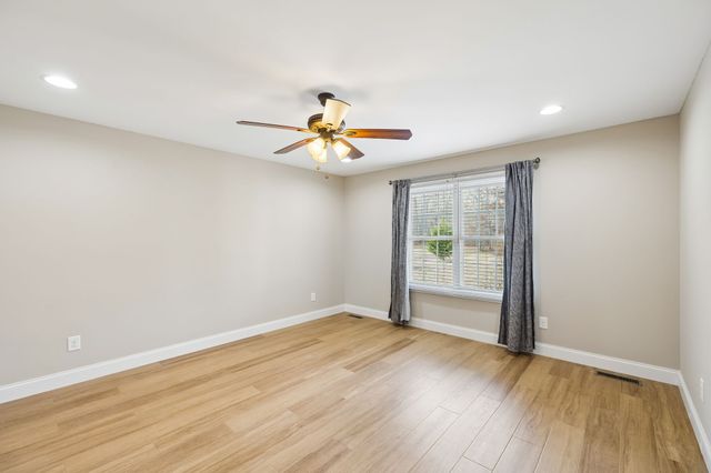 915 Bonner Way, Estill Springs, TN 37330