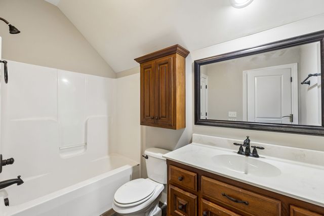 915 Bonner Way, Estill Springs, TN 37330