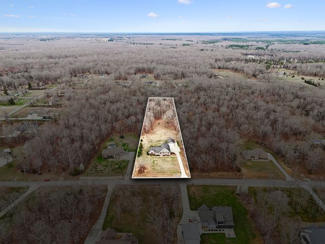 915 Bonner Way, Estill Springs, TN 37330