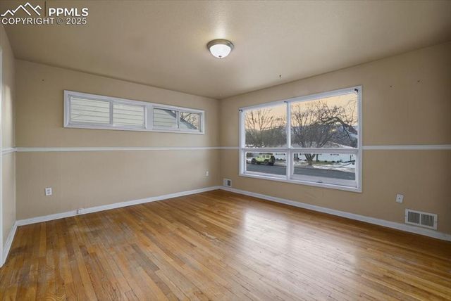 1133 Farragut Avenue, Colorado Springs, CO 80909