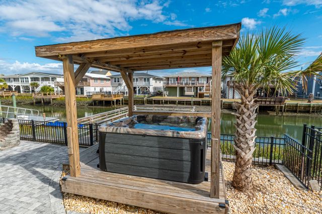 314 45th Ave. N, North Myrtle Beach, SC 29582