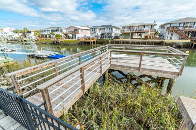 314 45th Ave. N, North Myrtle Beach, SC 29582