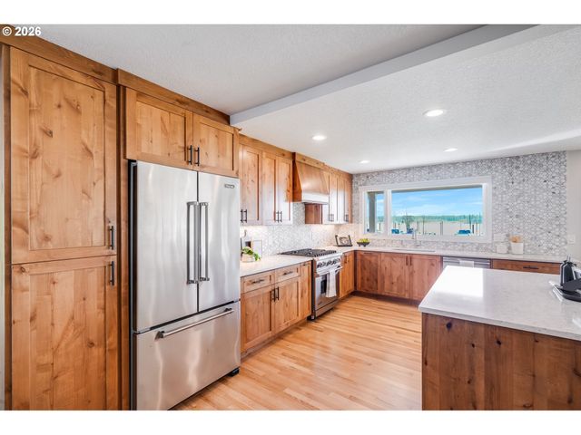 13801 Se 37TH St, Vancouver, WA 98683