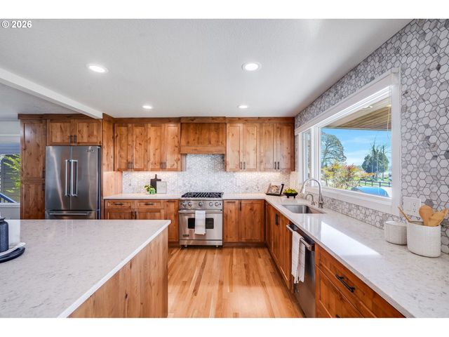 13801 Se 37TH St, Vancouver, WA 98683