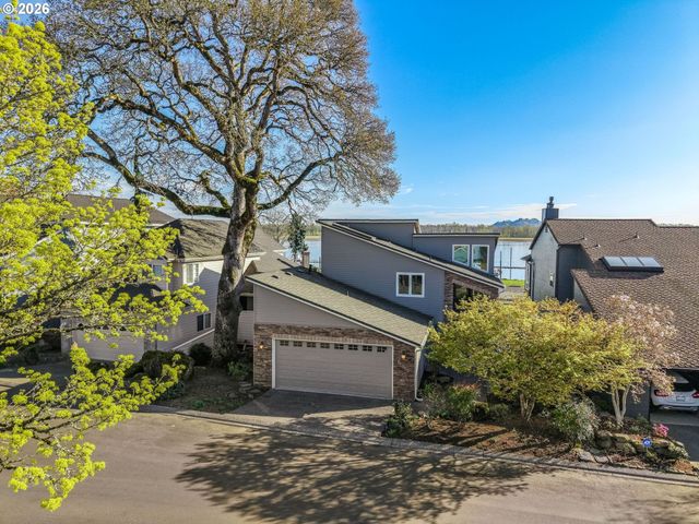13801 Se 37TH St, Vancouver, WA 98683