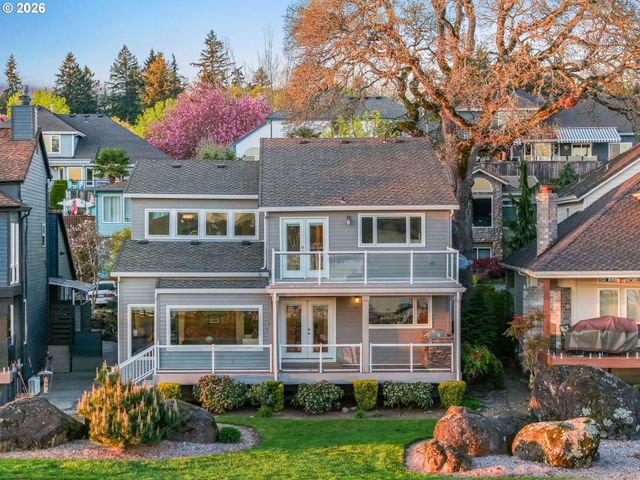 13801 Se 37TH St, Vancouver, WA 98683