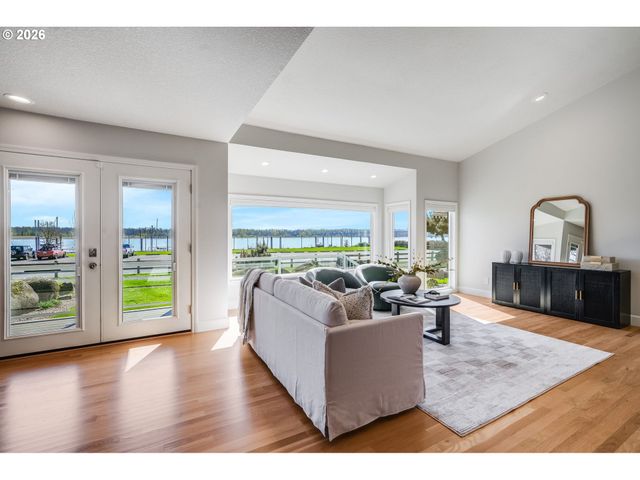 13801 Se 37TH St, Vancouver, WA 98683