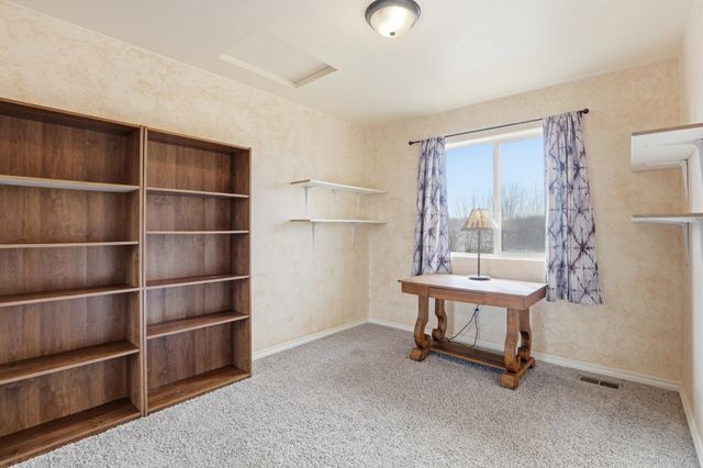 712 S Margaret St, Deer Park, WA 99006