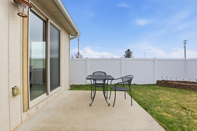 712 S Margaret St, Deer Park, WA 99006