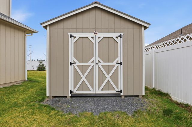 712 S Margaret St, Deer Park, WA 99006