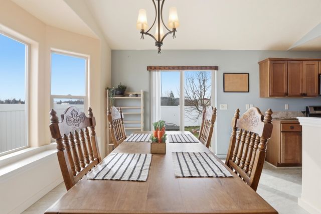 712 S Margaret St, Deer Park, WA 99006