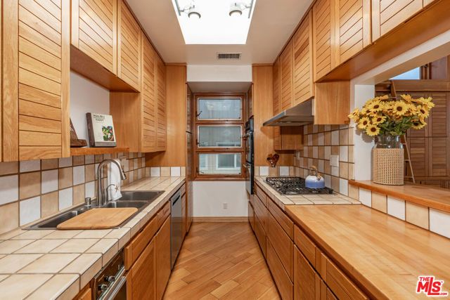 22664 PACIFIC COAST Highway 4, Malibu, CA 90265