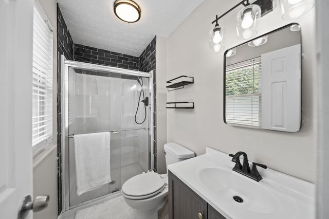 4087 Wintergreen Boulevard, Columbus, OH 43230