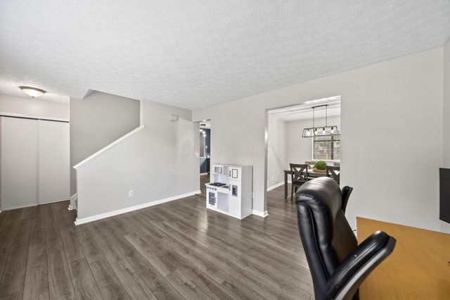 4087 Wintergreen Boulevard, Columbus, OH 43230