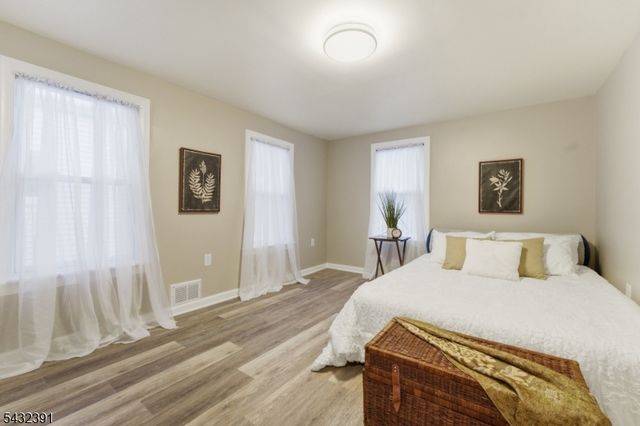 58 Bennett St, Phillipsburg Town, NJ 08865
