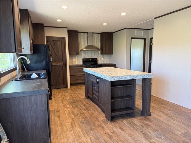 15618 Jackson Highway, Fayetteville, AR 72704