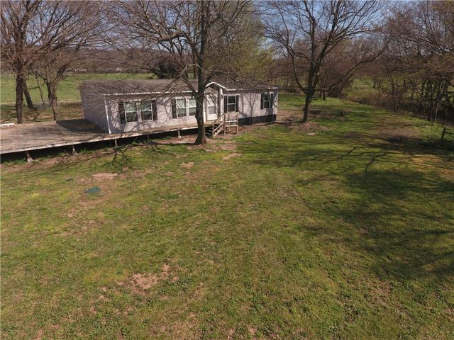 15618 Jackson Highway, Fayetteville, AR 72704