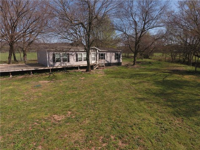 15618 Jackson Highway, Fayetteville, AR 72704