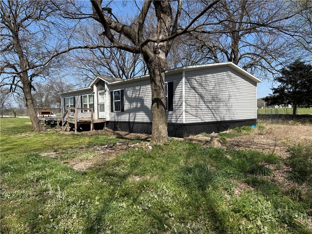15618 Jackson Highway, Fayetteville, AR 72704