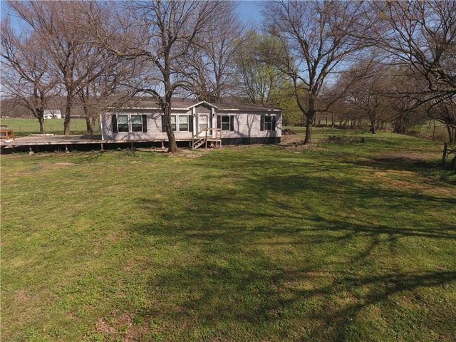 15618 Jackson Highway, Fayetteville, AR 72704