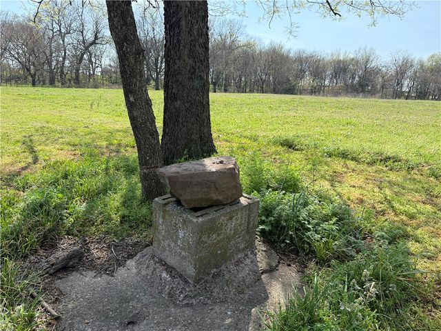 15618 Jackson Highway, Fayetteville, AR 72704