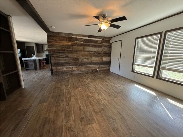 15618 Jackson Highway, Fayetteville, AR 72704