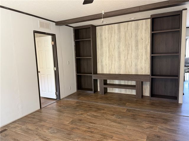 15618 Jackson Highway, Fayetteville, AR 72704