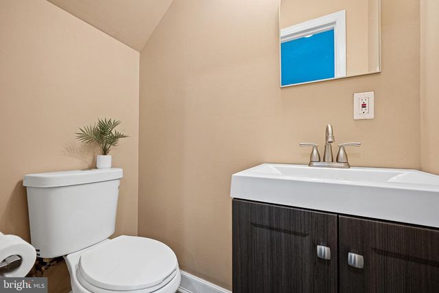 1005 BOULEVARD ROUTE, Mays Landing, NJ 08330