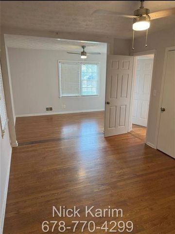 6040 Pine Mountain Road NW, Kennesaw, GA 30152