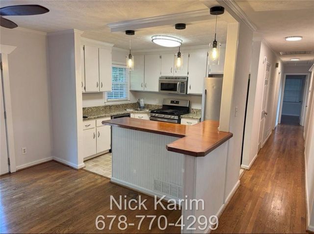 6040 Pine Mountain Road NW, Kennesaw, GA 30152