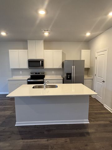 4253 Feetham Dr, Murfreesboro, TN 37129