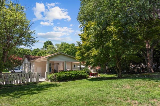 6111 Arcadia Drive, Greensboro, NC 27410