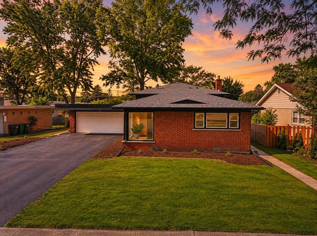 188 W Kathleen Drive, Park Ridge, IL 60068
