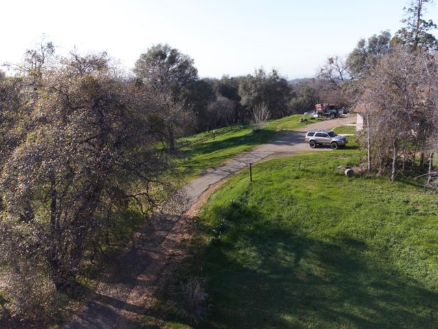 6371 Mother Lode Dr, Placerville, CA 95667