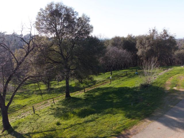 6371 Mother Lode Dr, Placerville, CA 95667