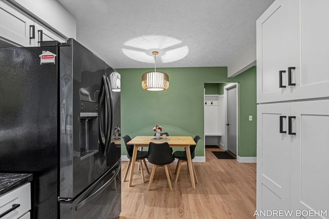 640 Old Orchard Road, Holland, MI 49423