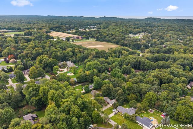 640 Old Orchard Road, Holland, MI 49423