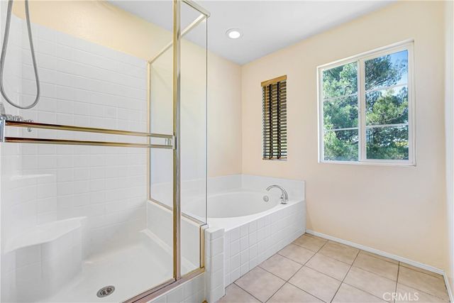 24586 Montevista, Valencia, CA 91354