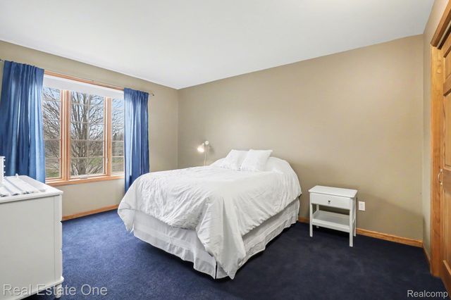 5045 Ashford Road, Independence Charter Township, MI 48348