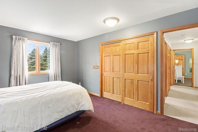 5045 Ashford Road, Independence Charter Township, MI 48348