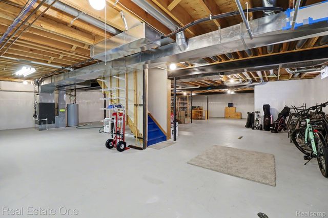 5045 Ashford Road, Independence Charter Township, MI 48348